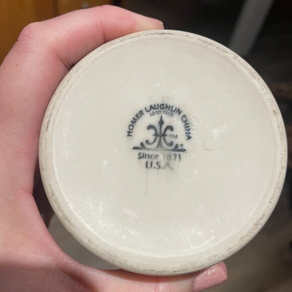 Homer Laughlin Executive Mug   $17 - Picture 5 of 6